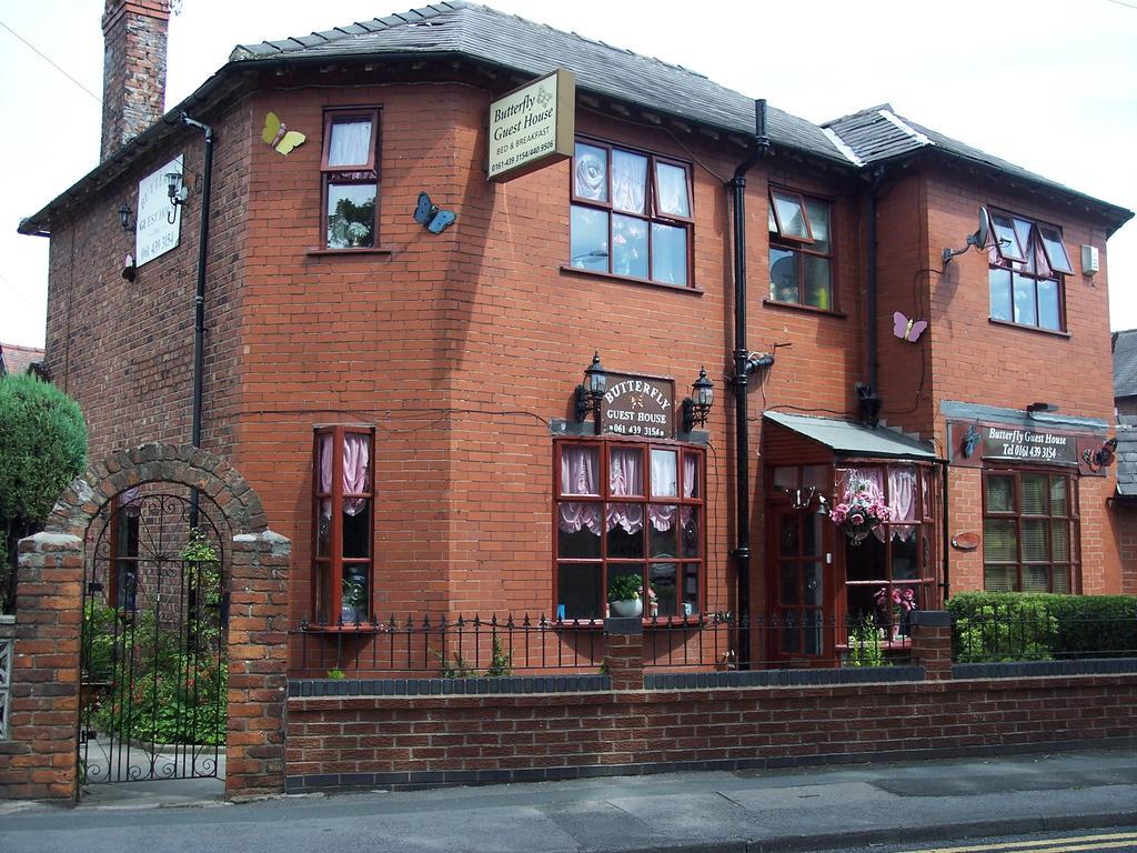 Butterfly Guest House Cheadle  Εξωτερικό φωτογραφία